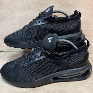 Nike Men's Black Athletic Sneakers